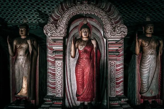 Dambulla Cave Temple