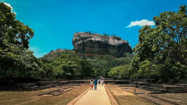 Sigiriya Rock Main Road